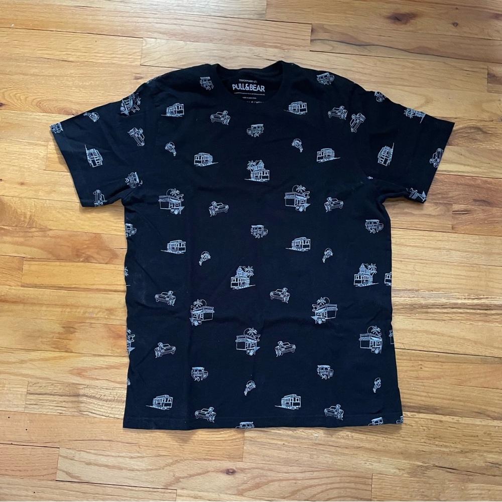 Men’s Hollister, and Pull & Bear T-shirt bundle - Picture 3 of 3